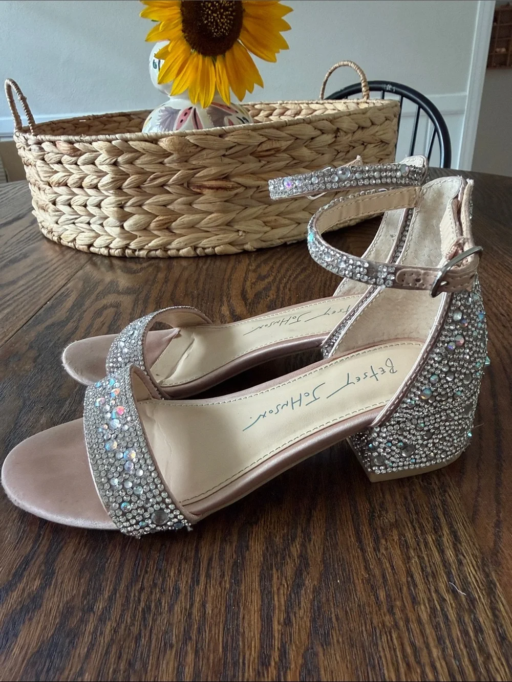 Betsey Johnson girls Mari rhinestone special occasion sandals size girls 13